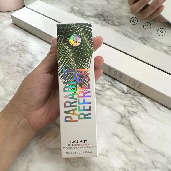 Bh Cosmetics Paradise Refreshing Face Mist - Picture 2 of 2